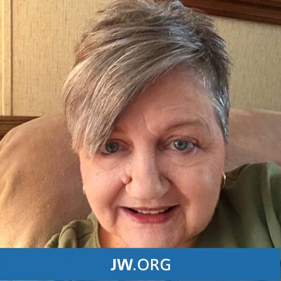 Meet your Posher, Karen - Picture 1 of 1